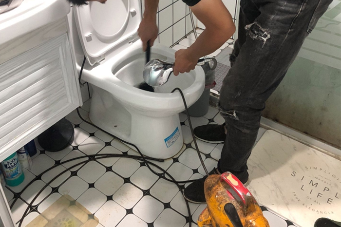 米东疏通下水道